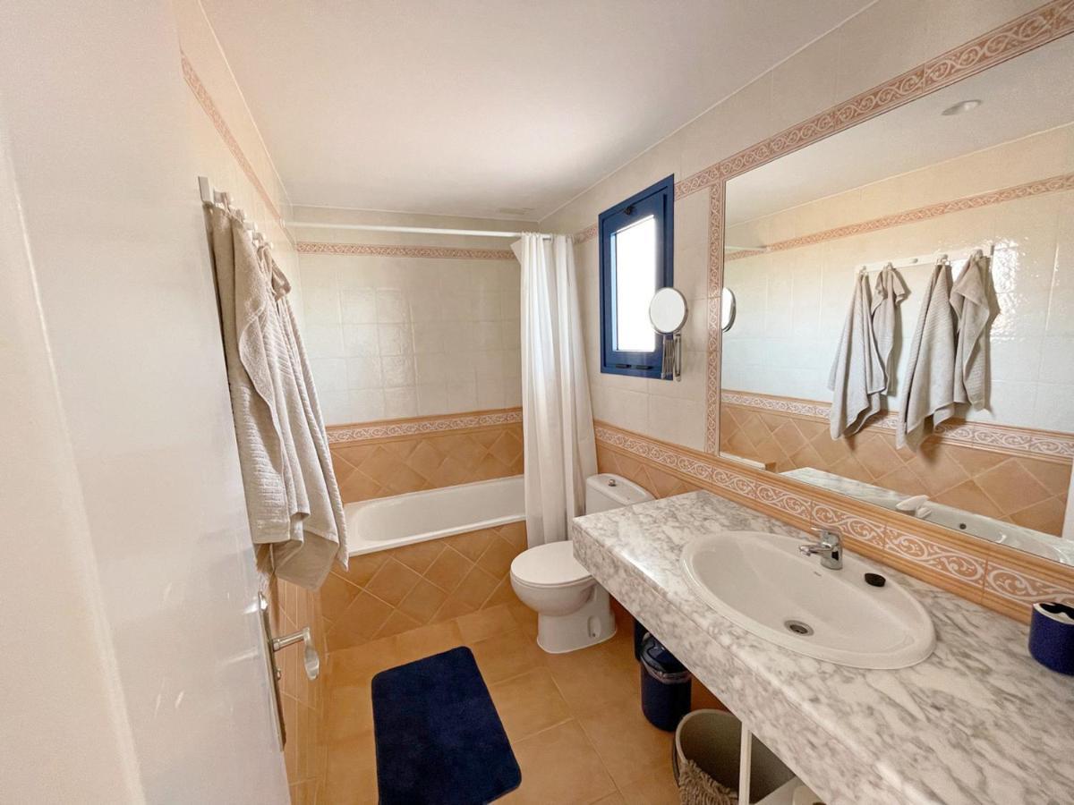 Apartamento Vilem & Piscina, Wi-Fi Costa Calma Luaran gambar
